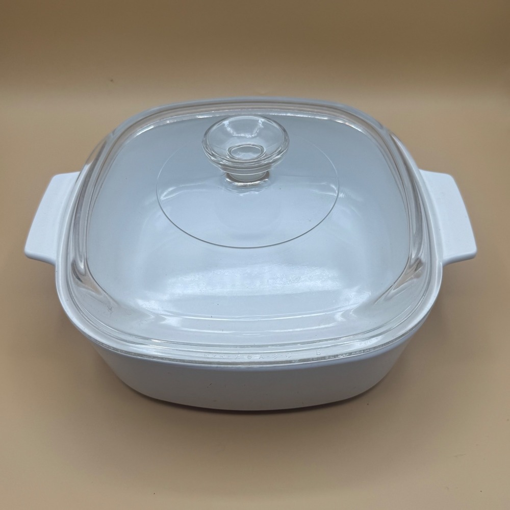 Corning Ware Casserole Dish Unisex 7 Inch White Good Blue Cornflower P-1-B A-9-C